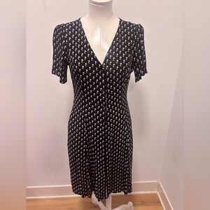 GAP Black and White Sheath Dress V-Neck Flutter Sleeve